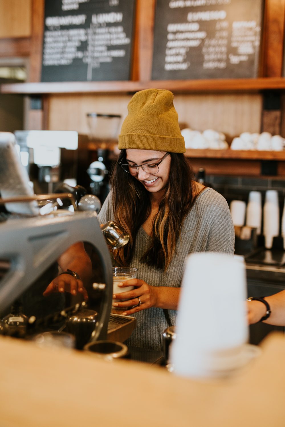 Retail management software such as the OnSpot Social App help with your retail sales tracking