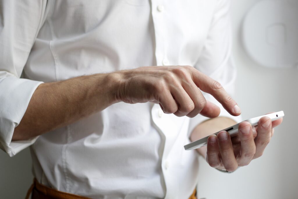 collect contact info on smartphone